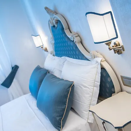 Palazzo Montesanto Affittacamere 5*